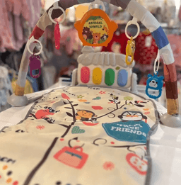 العاب من عمر شهر و ما فوق 