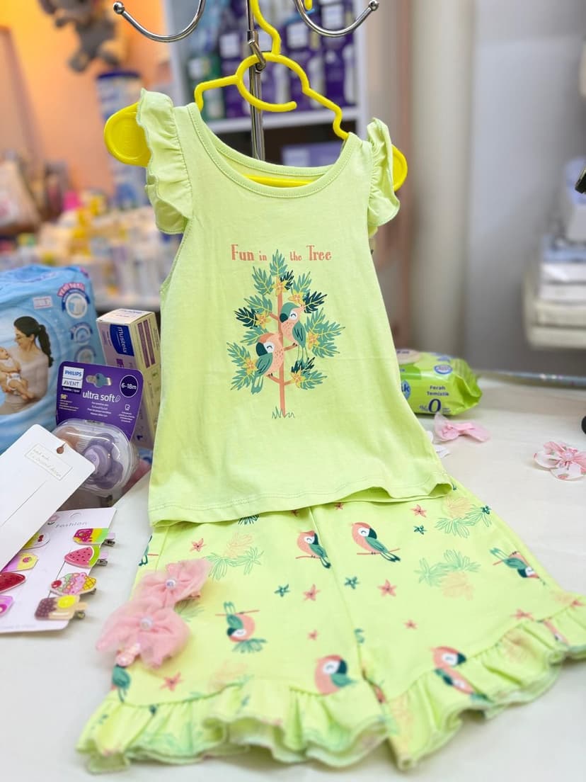 بجامة خضيري فلامينغو 12شهر