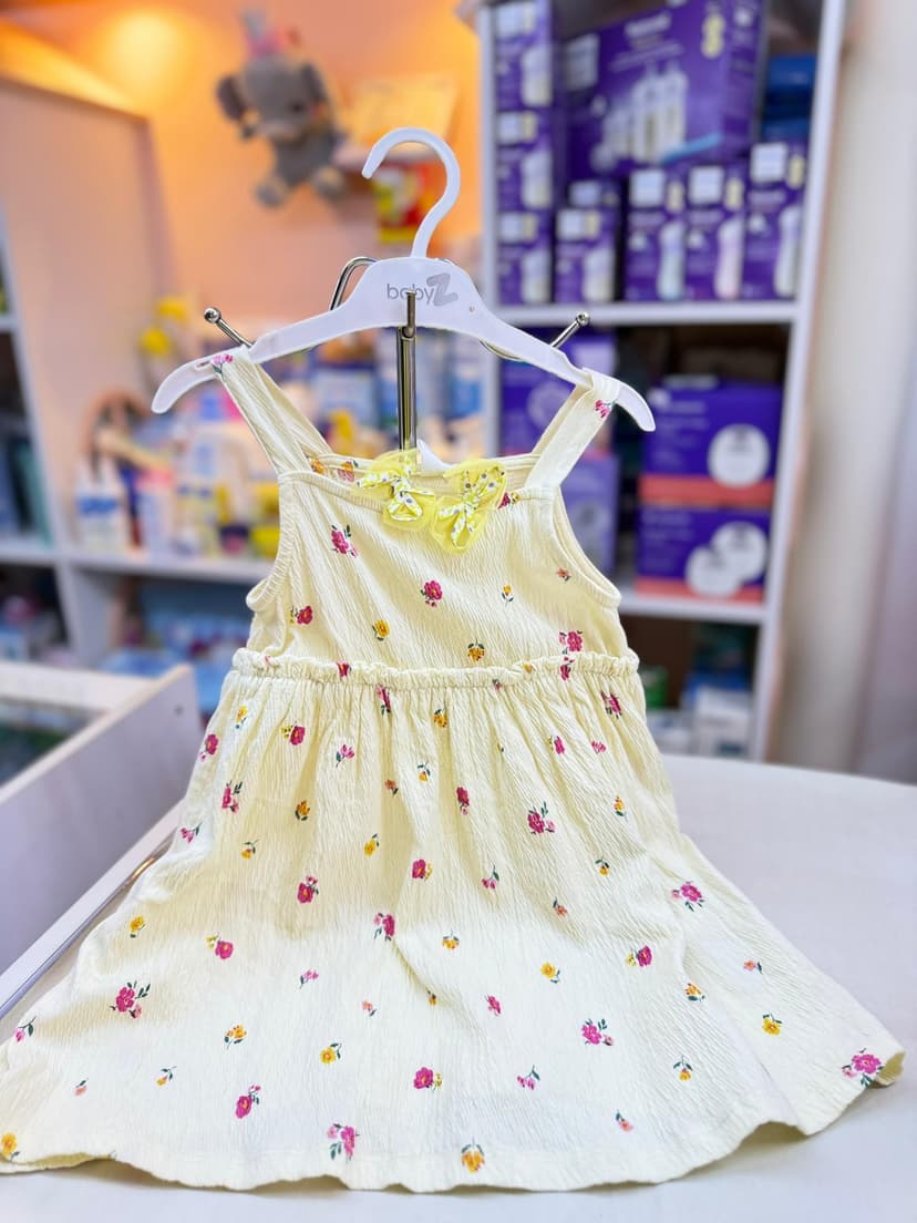 فستان اصفر وردات حفر 4-5سنين