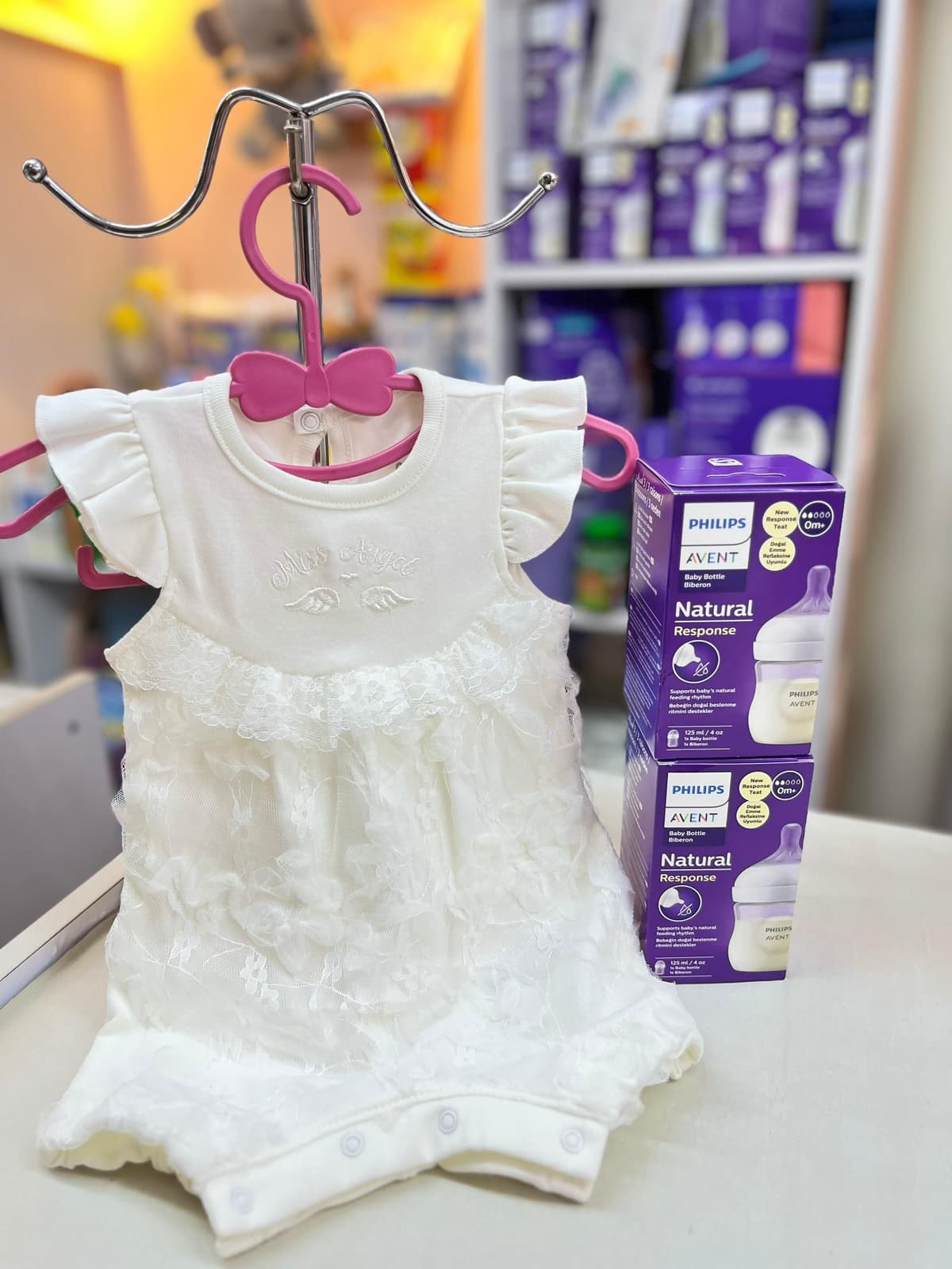 افرول دانتيل ابيض6شهور