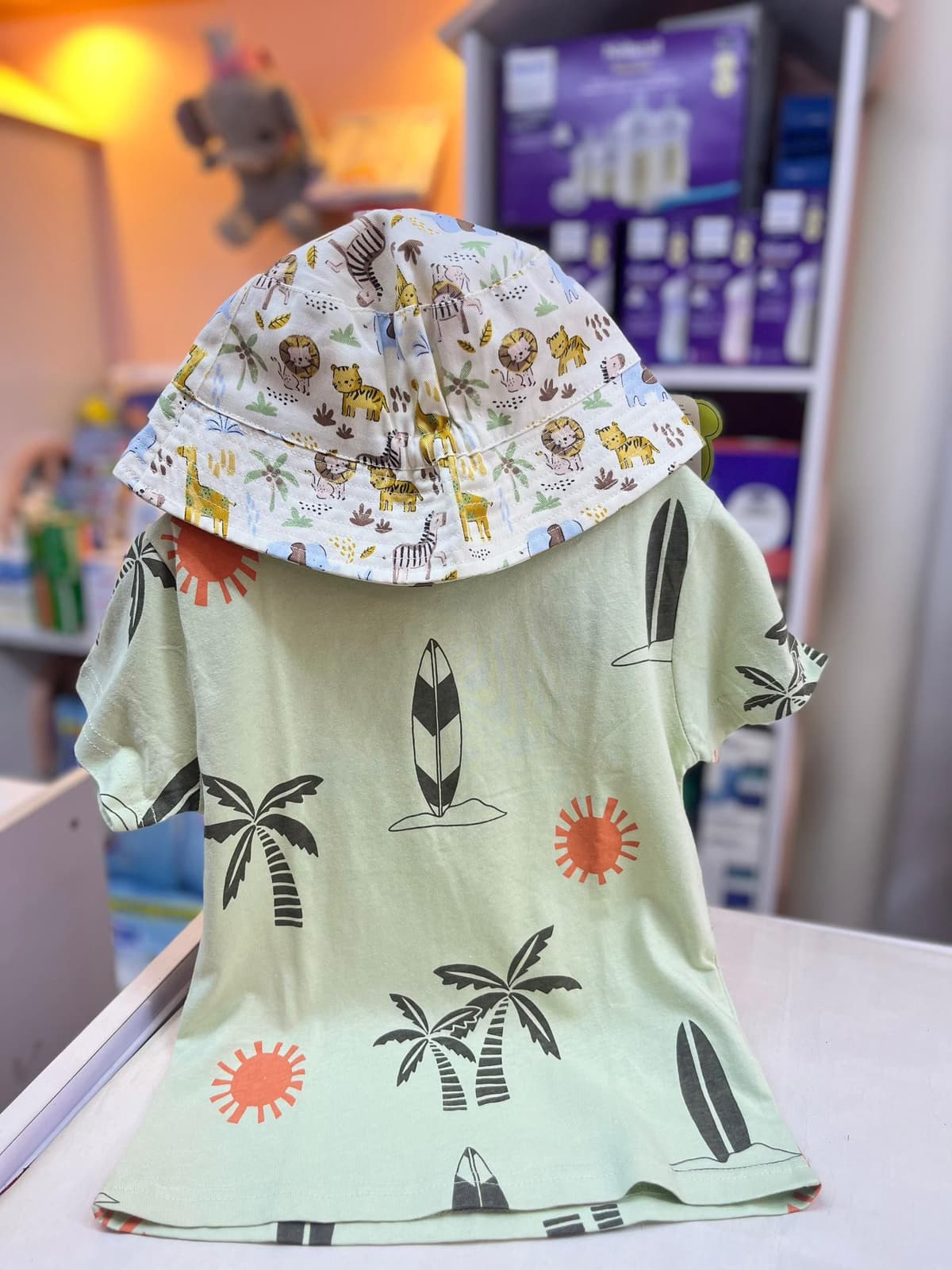 كنزة خضرا هاواي 4-5 سنين