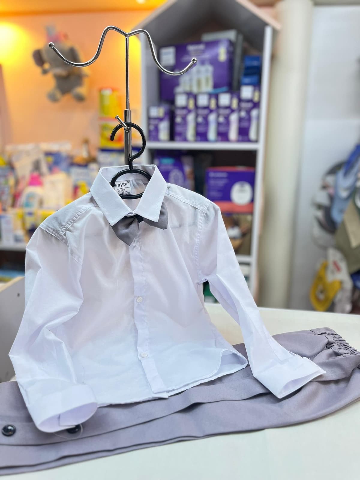 طقم رمادي رسمي 4سنين