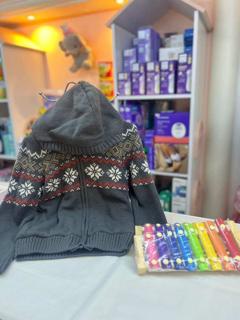 جاكيت صبياني صوف رمادي 6-7سنين