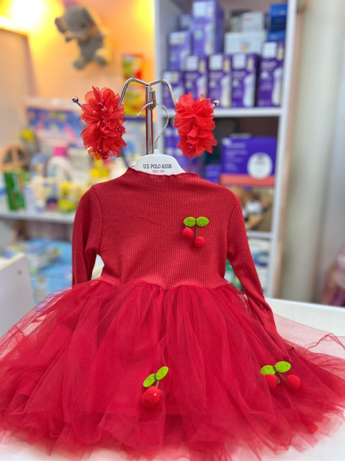 فستان احمر كرزة 12شهر