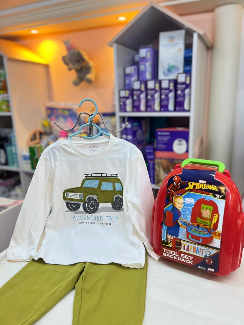 بجامة صبياني قطن زيتي وسكري سيارة4-5سنين