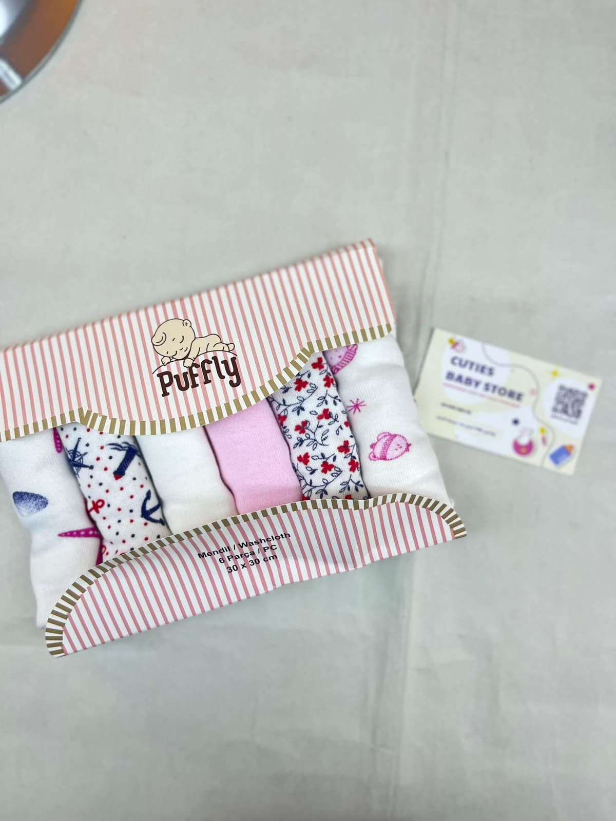 علبة كرتون مناشف زهر صغيرة