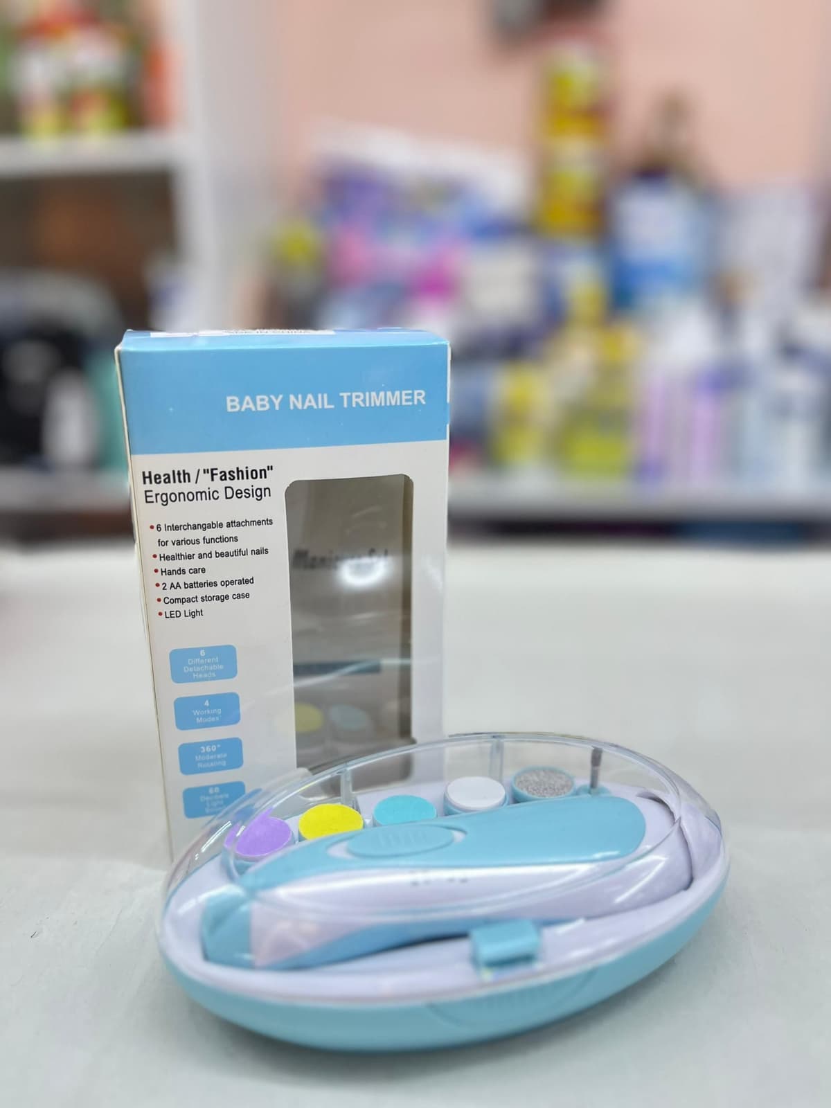 مبرد اضافر زرقا بعلبة شفافة  