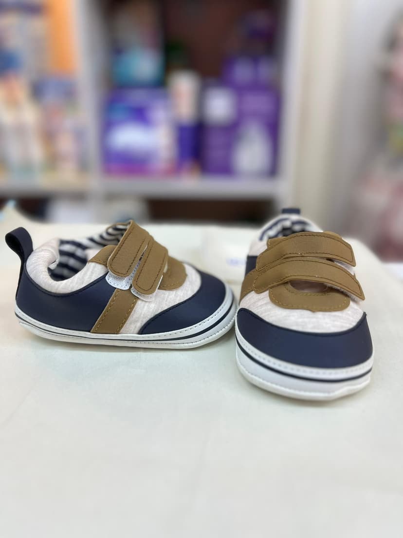 بوط صبياني بني وكحلي ورمادي 21