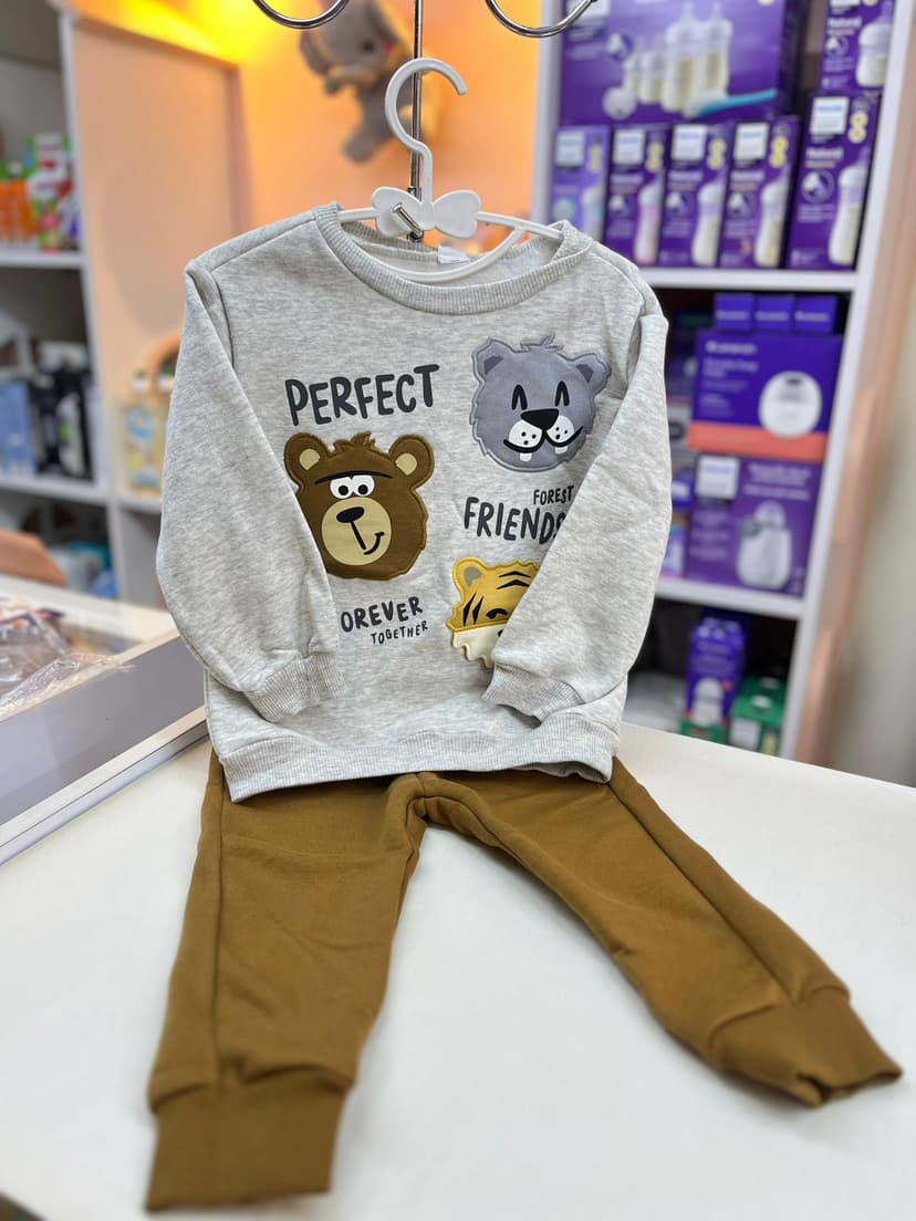 بجامة صبياني رمادي وبني دبدوب 18-24شهر