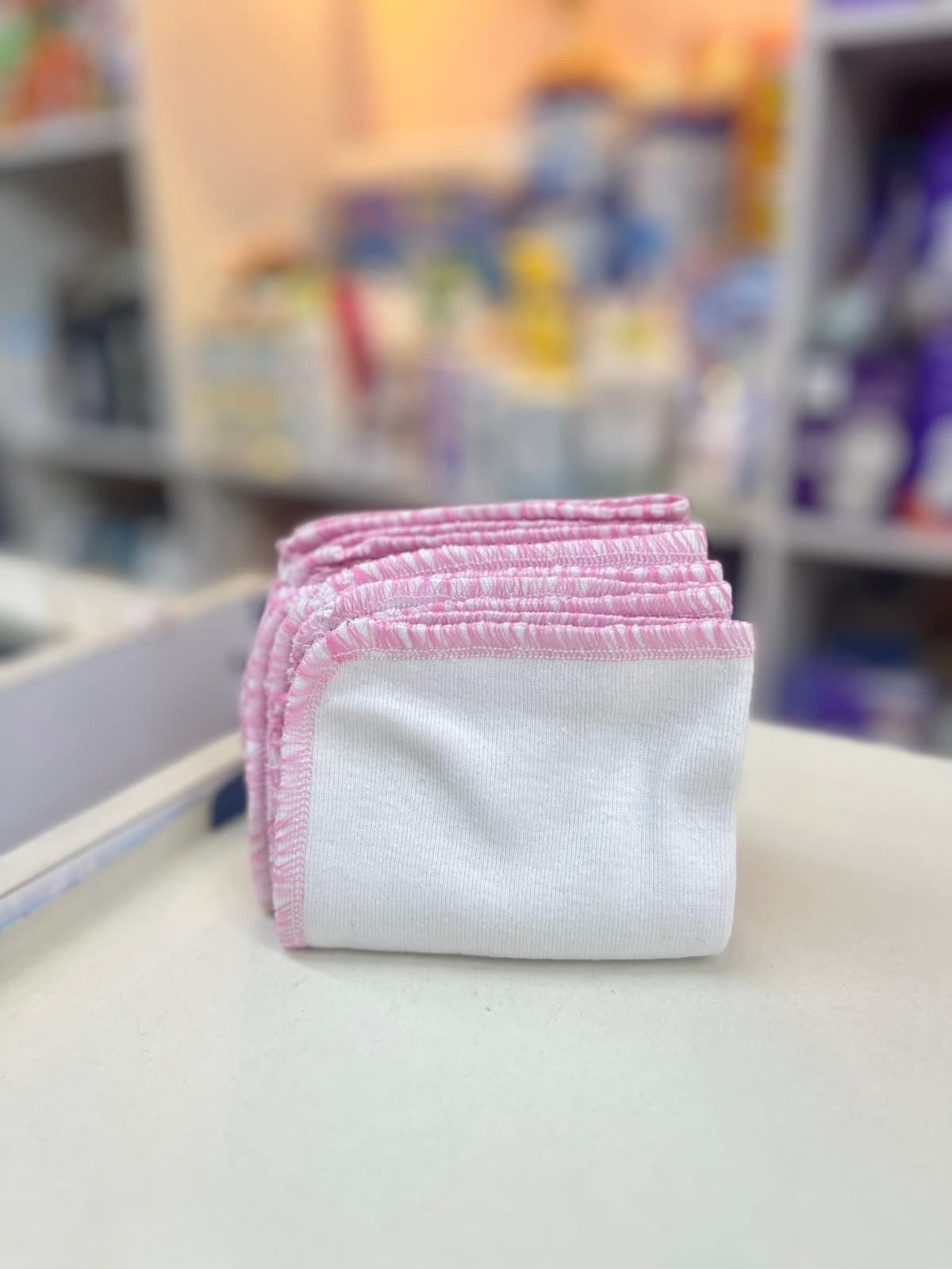 مناشف صغيرة زهر عالاطراف