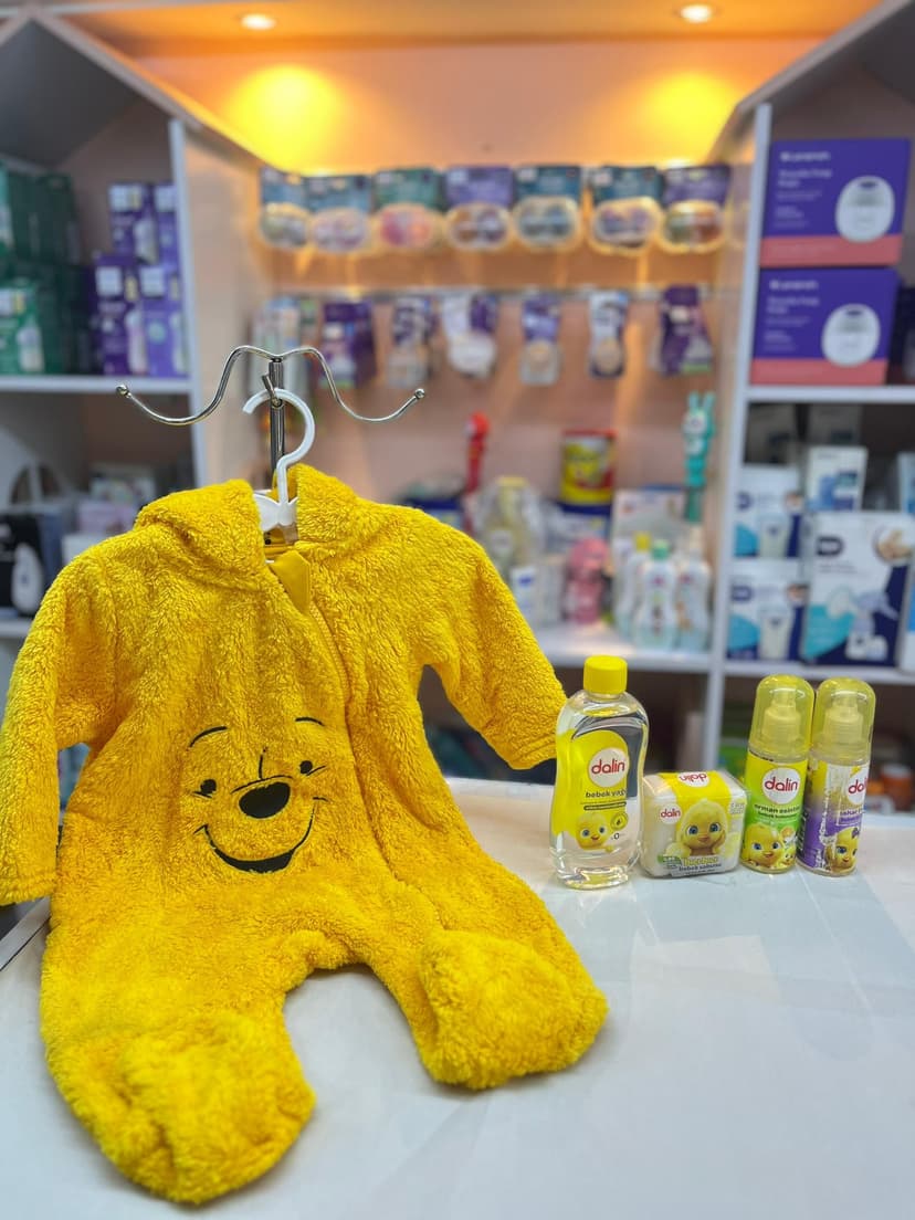 افرول اصفر ويني بو9-12شهور