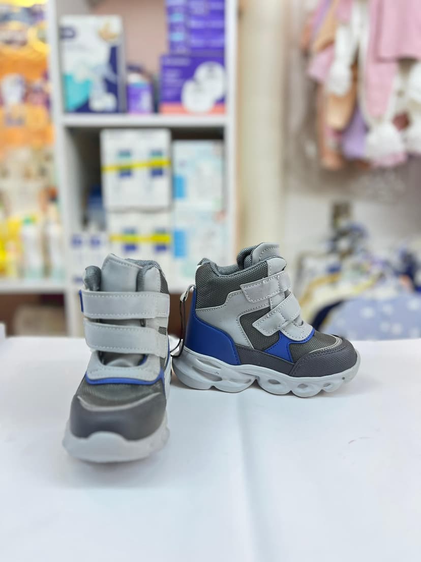 جزمة طويلة صبياني رمادي وكحلي 25