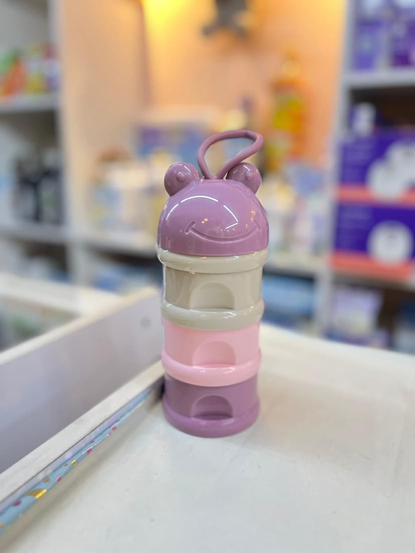 حافظات حليب بناتية