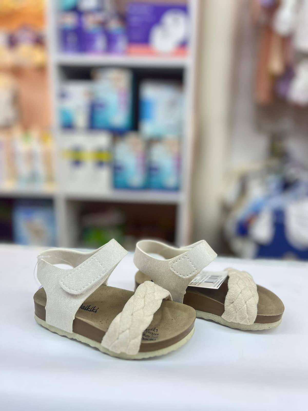 كلاش بناتي اوف وايت مضفر نمرة ٢٢