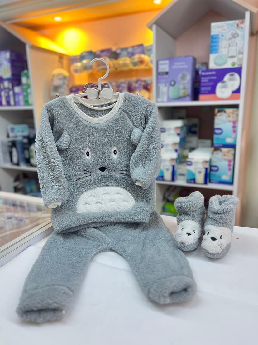 بجامةصبياني رمادي صوف 18-24