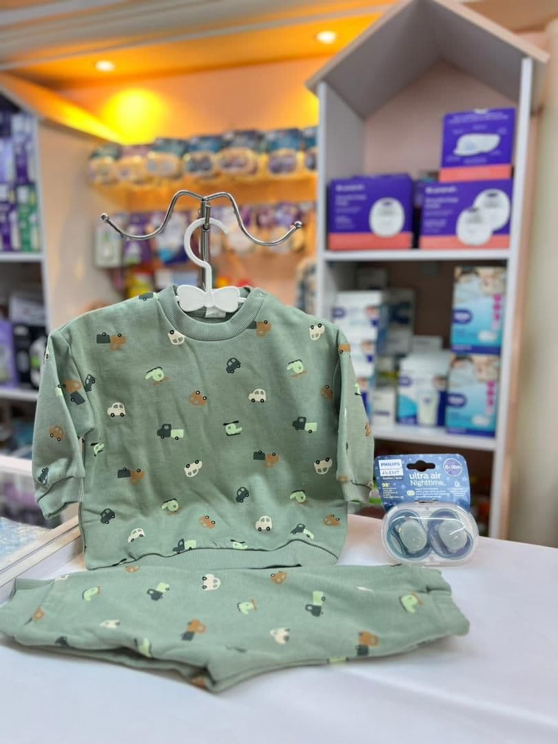 بجامة زيتي سيارات 18-24شهر