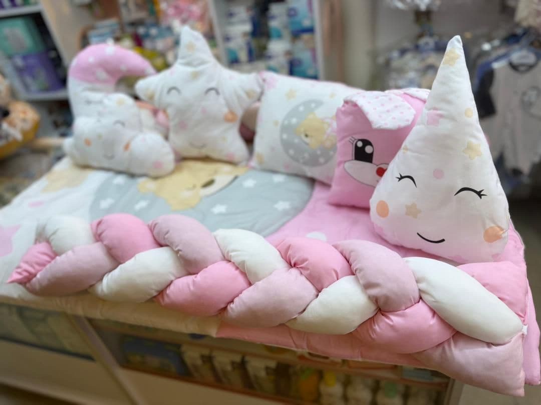 طقم مفرش تخت مع جدولة لون زهر