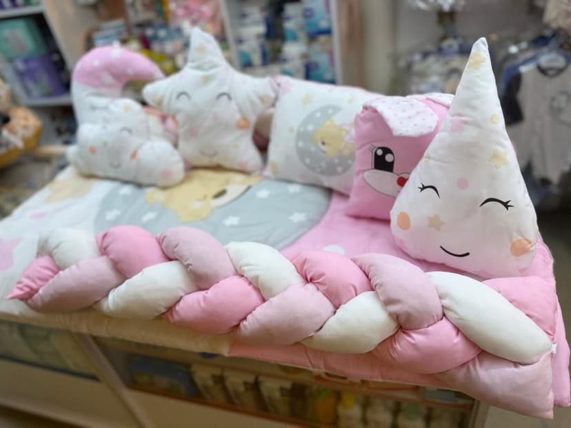 طقم مفرش تخت مع جدولة لون زهر