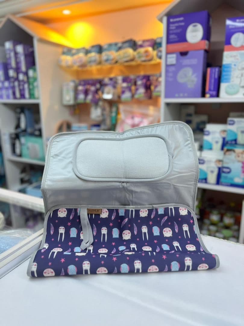 مدة غيار كحلي حيوانات مشكلة