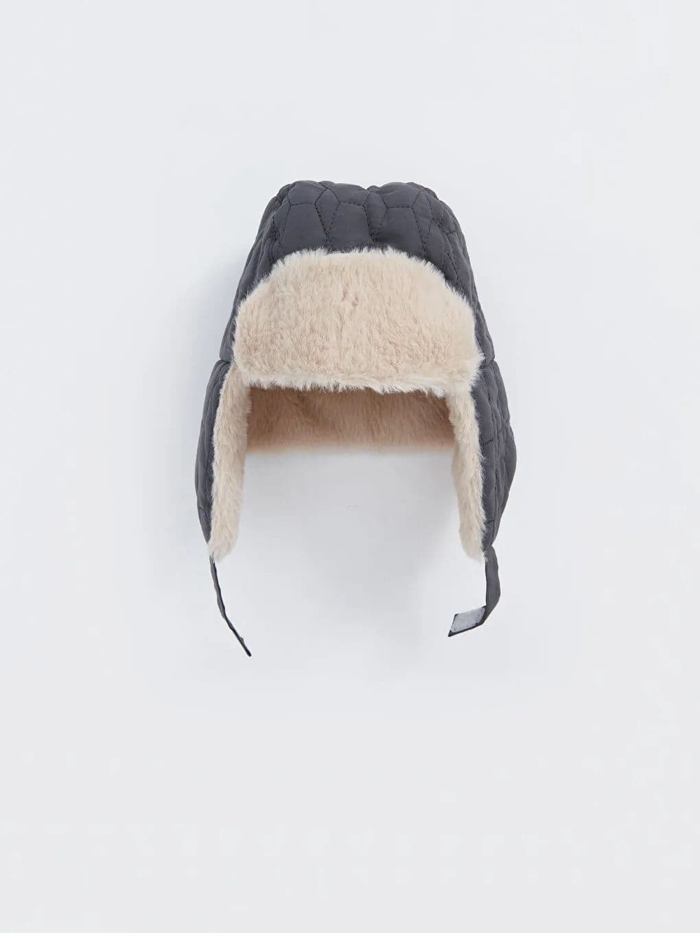 طاقية سودة فرو 18-36شهر