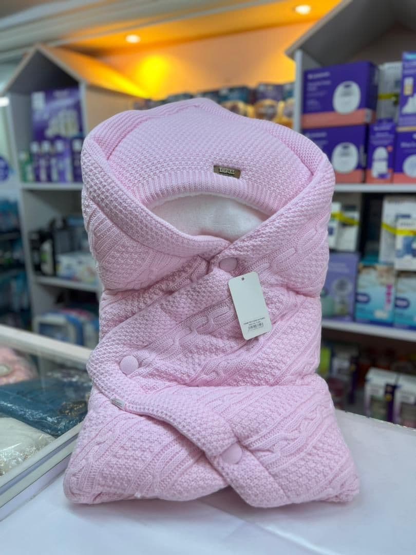 لفة صوف للبيبي بناتي بينك