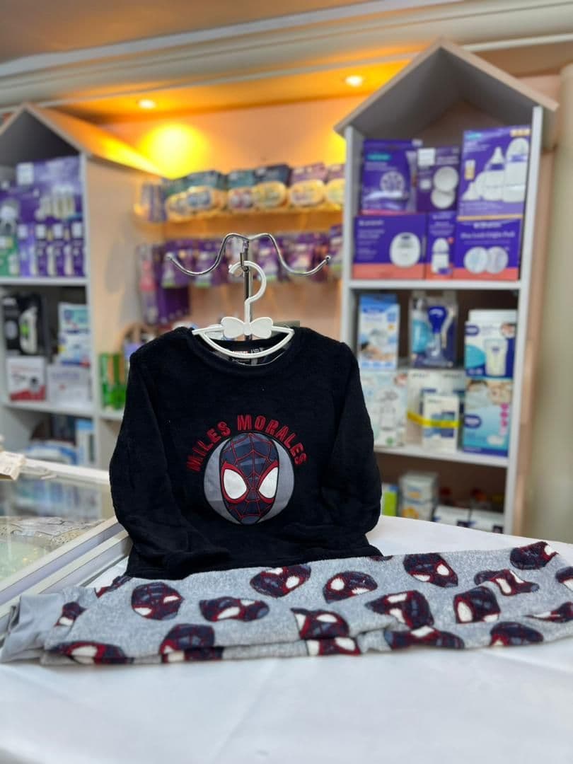 بجامة اسود ورمادي سبايدرمان 3-4سنين