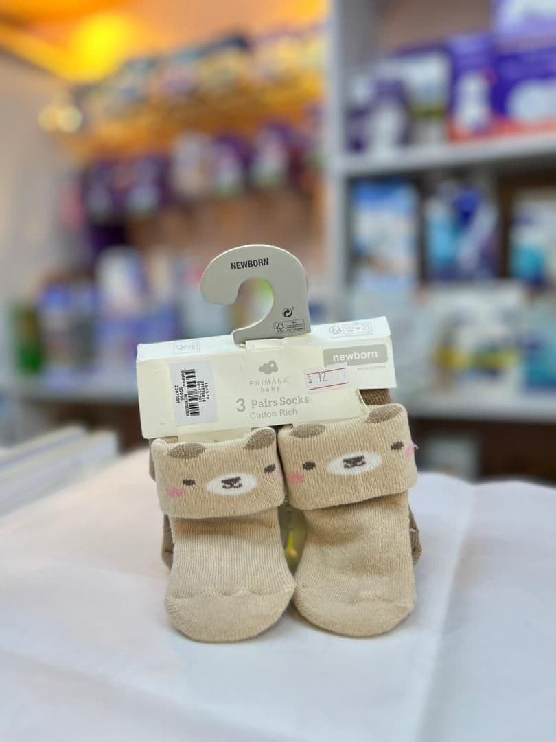 سيت جرابات بني وابيض دبدوب نيوبورن